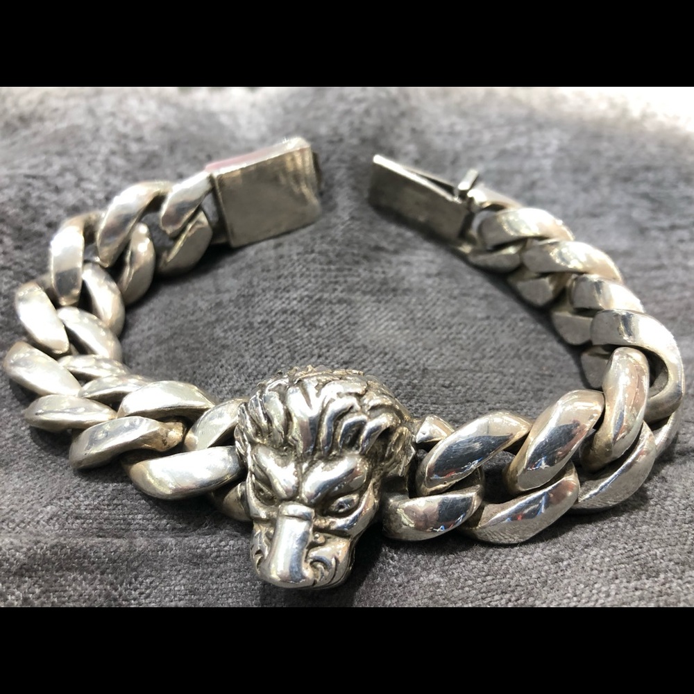 Sterling silver lion bracelet